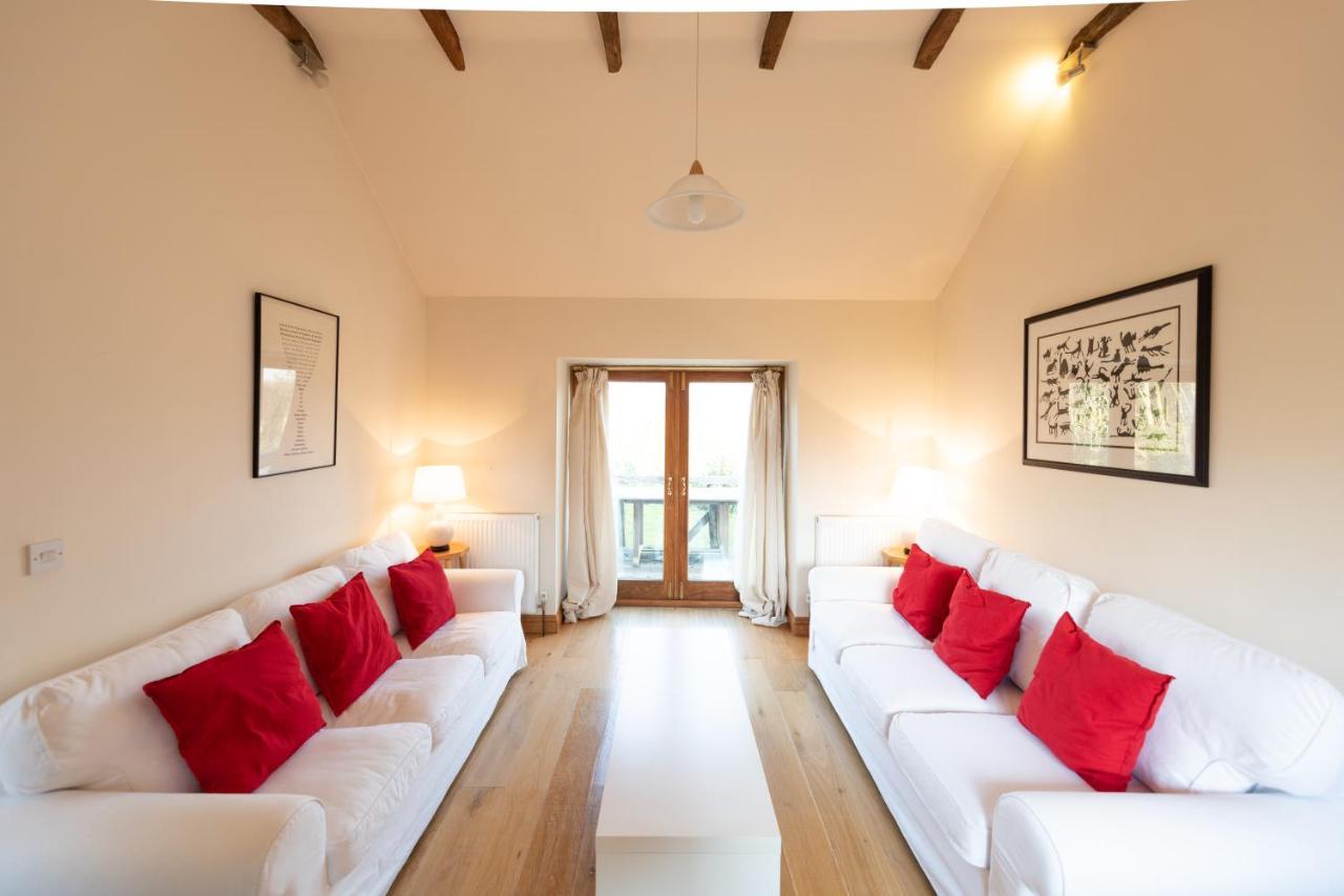 Whitley Coach House Βίλα Εξωτερικό φωτογραφία