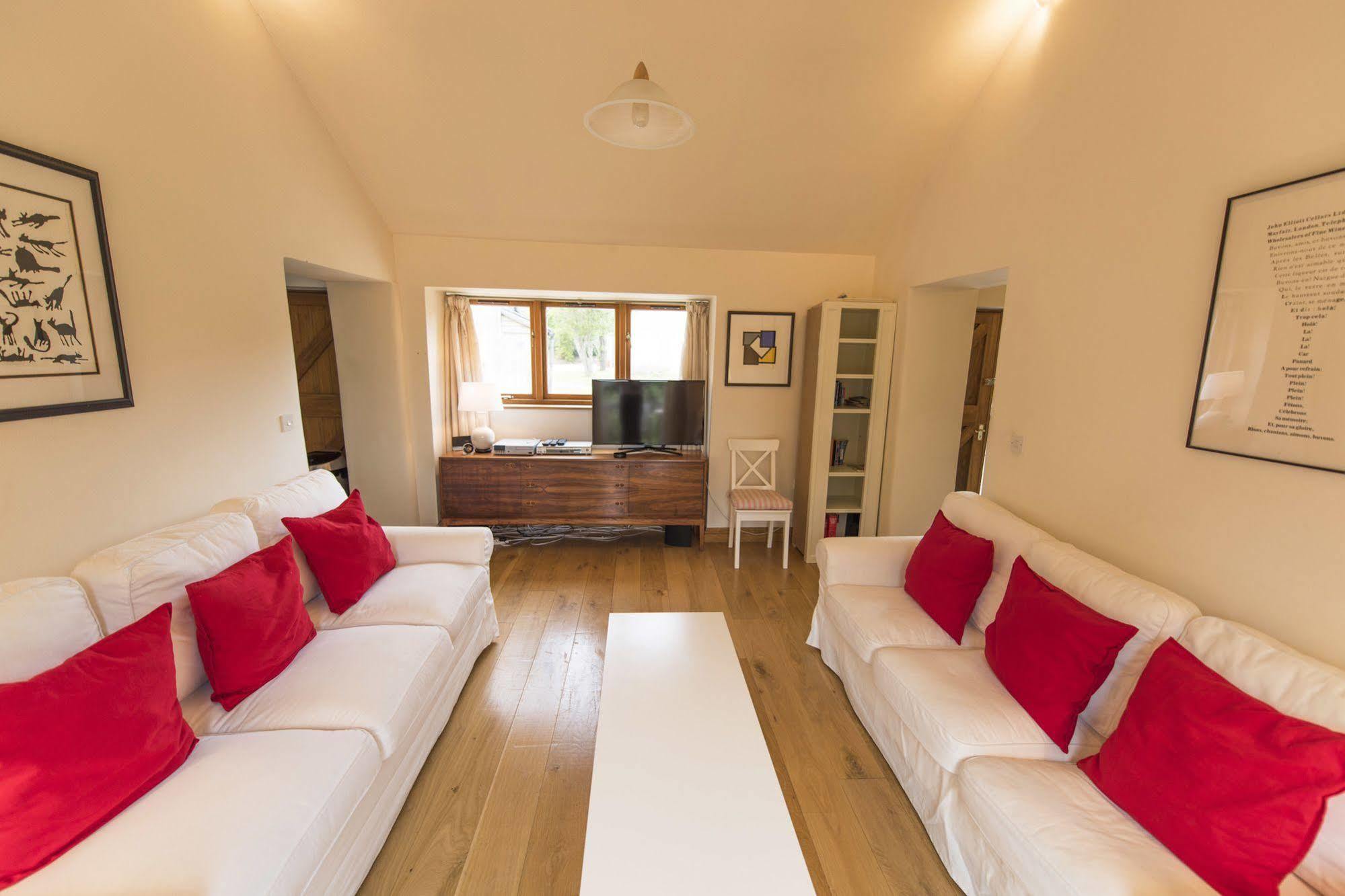 Whitley Coach House Βίλα Εξωτερικό φωτογραφία